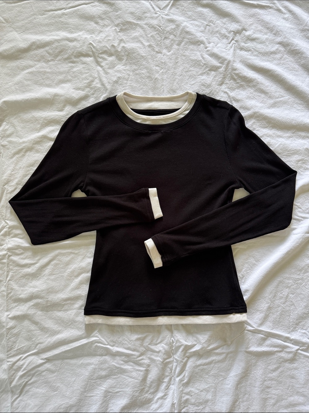 Scoop Ribbed and Layered Blacka nd White Long Sleeved Tee